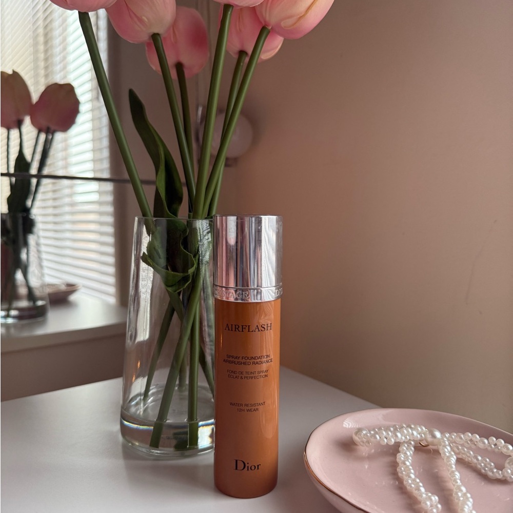 Dior Airflash Spray Foundation in Silver and Tan